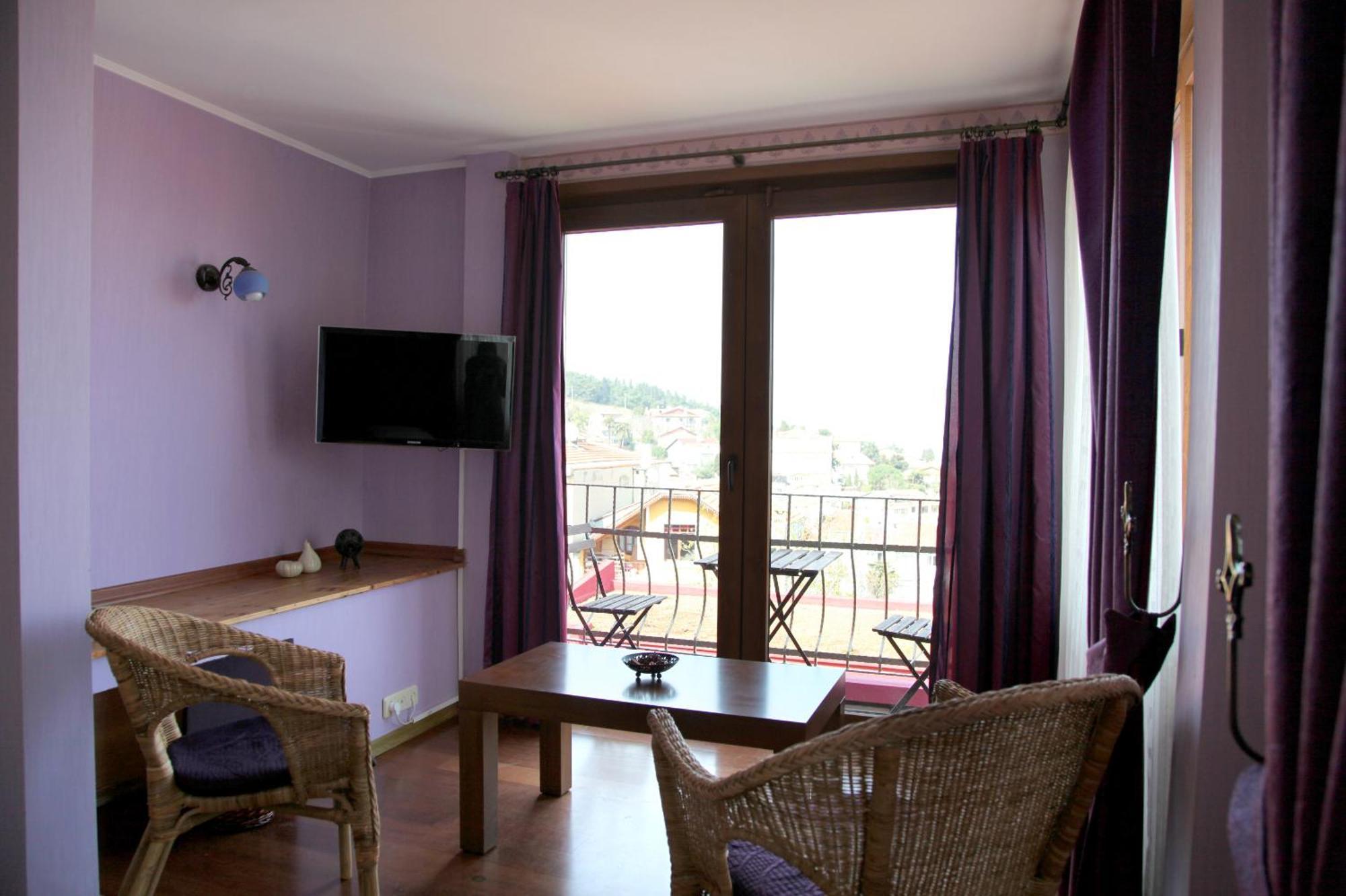 L'Isola Guesthouse (Adults Only) เฮย์เบเลียดา ภายนอก รูปภาพ